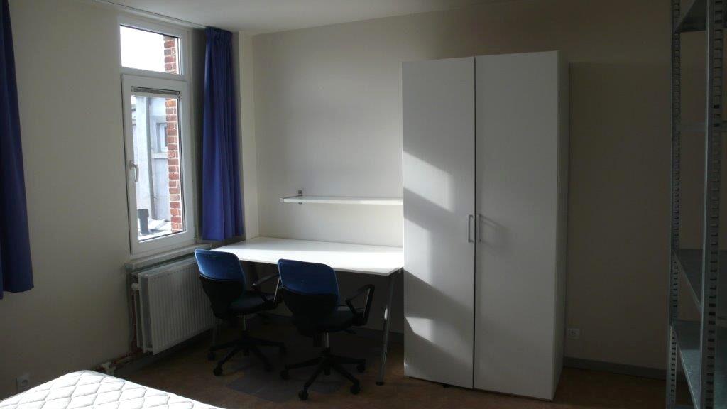 Kamer 10 — duo kamer — 5/8