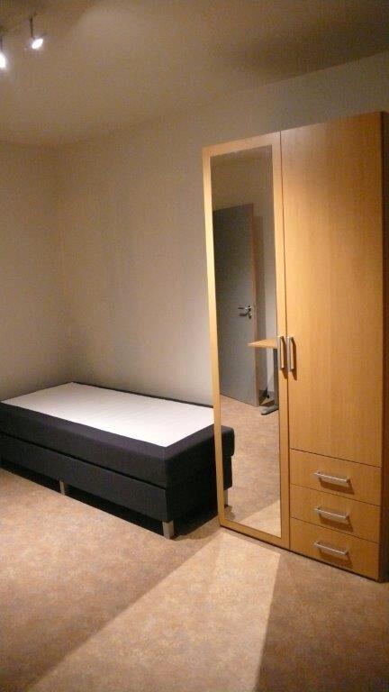 Kamer 9 — enkele kamer — 4/7